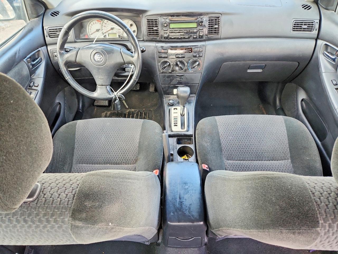 2005 TOYOTA COROLLA CE photo 8