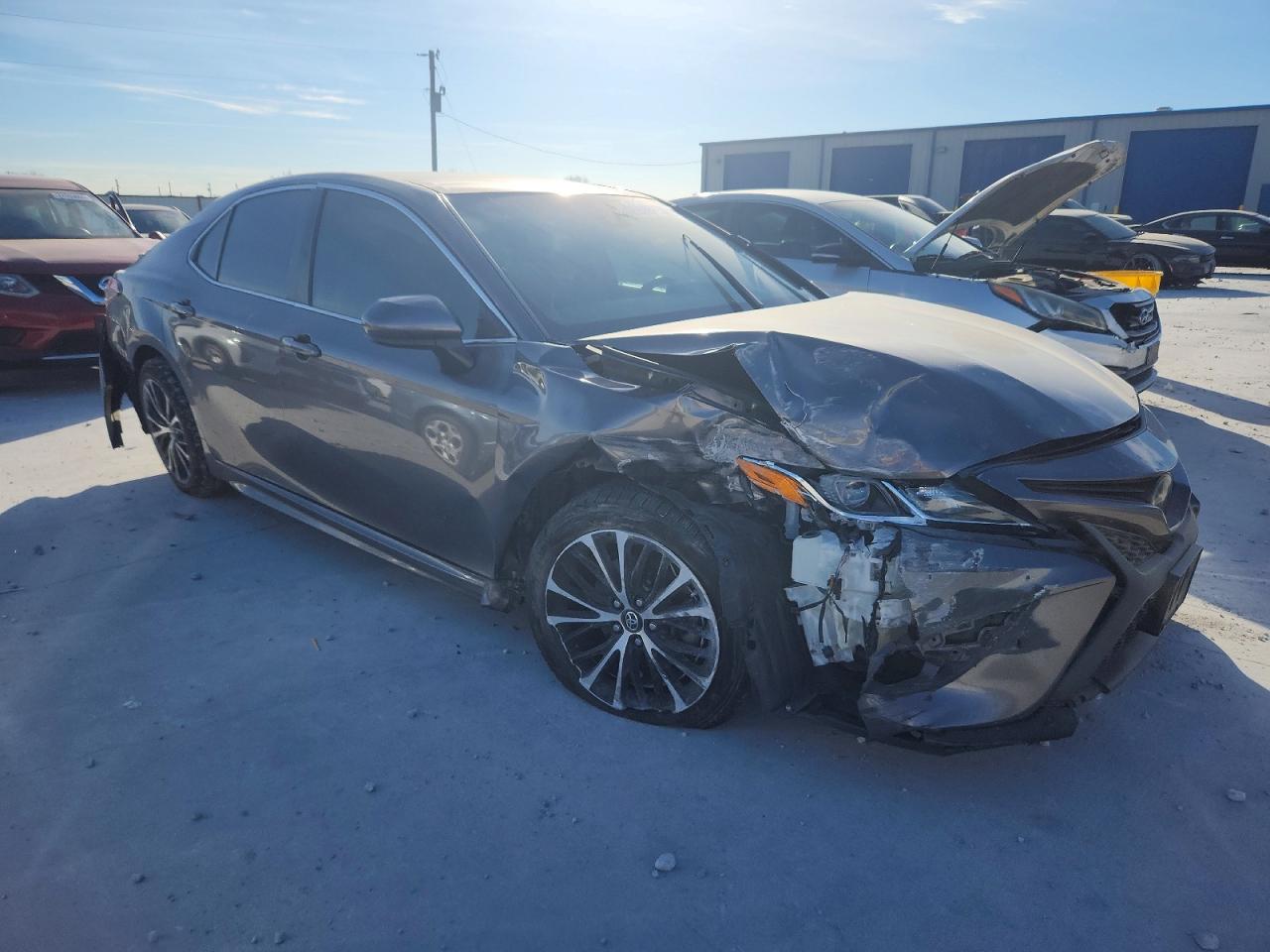 2018 TOYOTA CAMRY L photo 7
