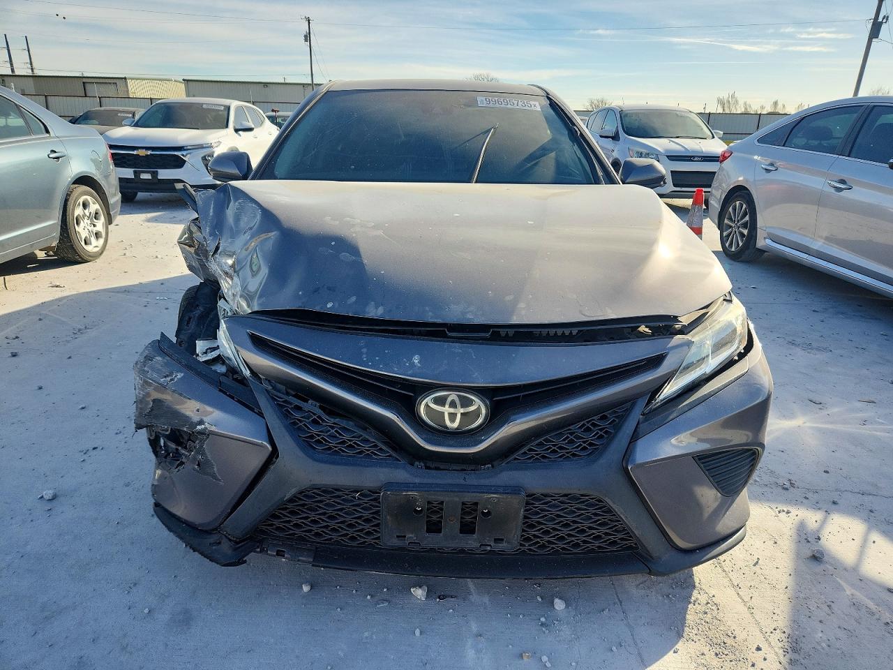 2018 TOYOTA CAMRY L photo 9