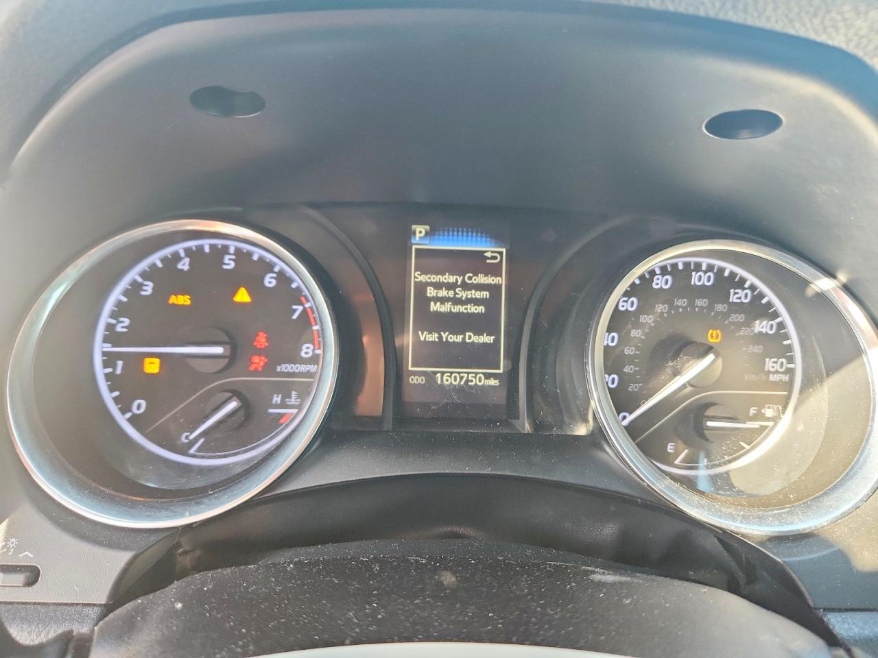 2018 TOYOTA CAMRY L photo 17
