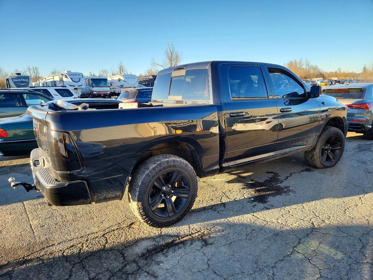 2015 RAM 1500 SPORT photo 3