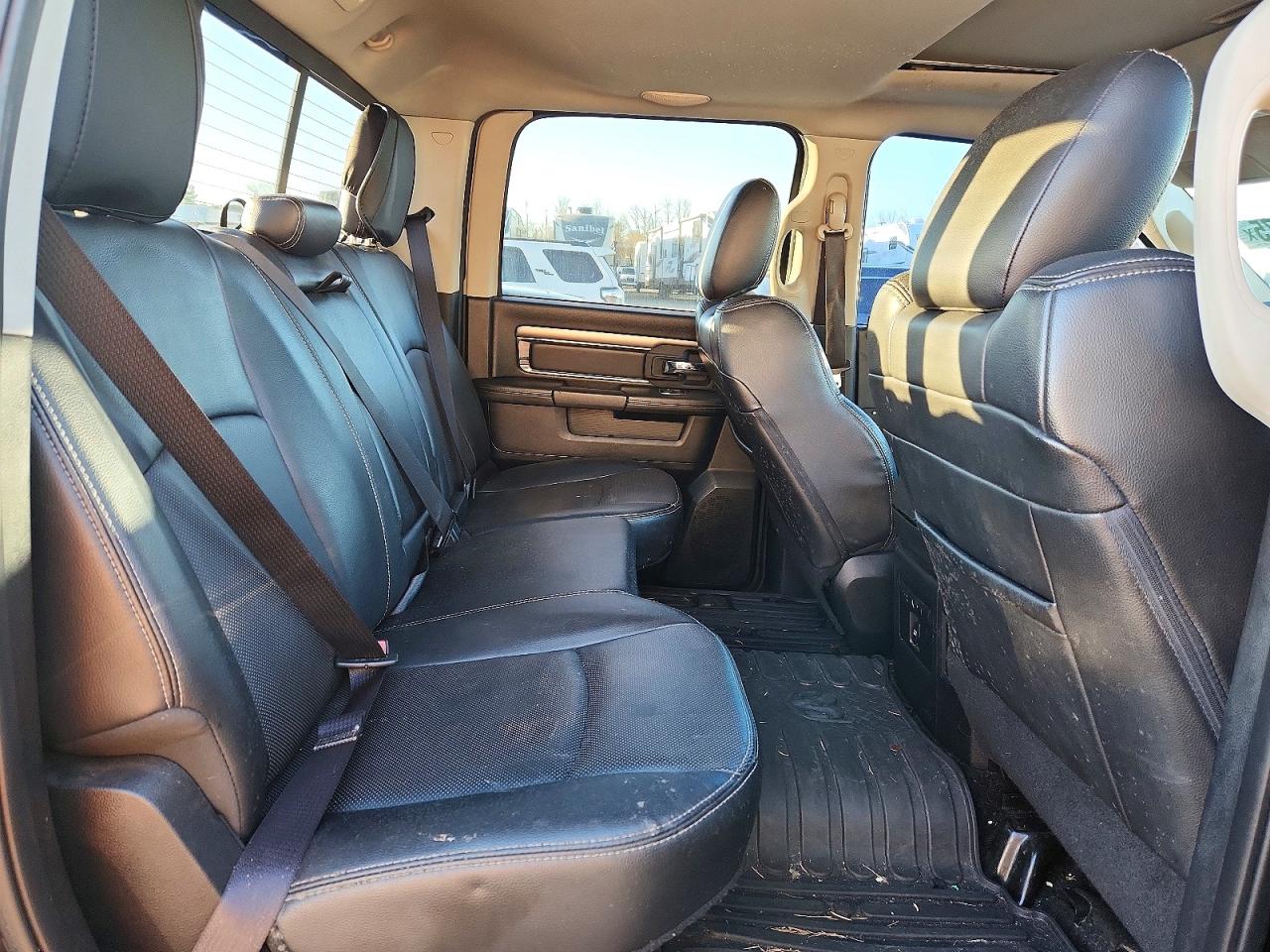 2015 RAM 1500 SPORT photo 10
