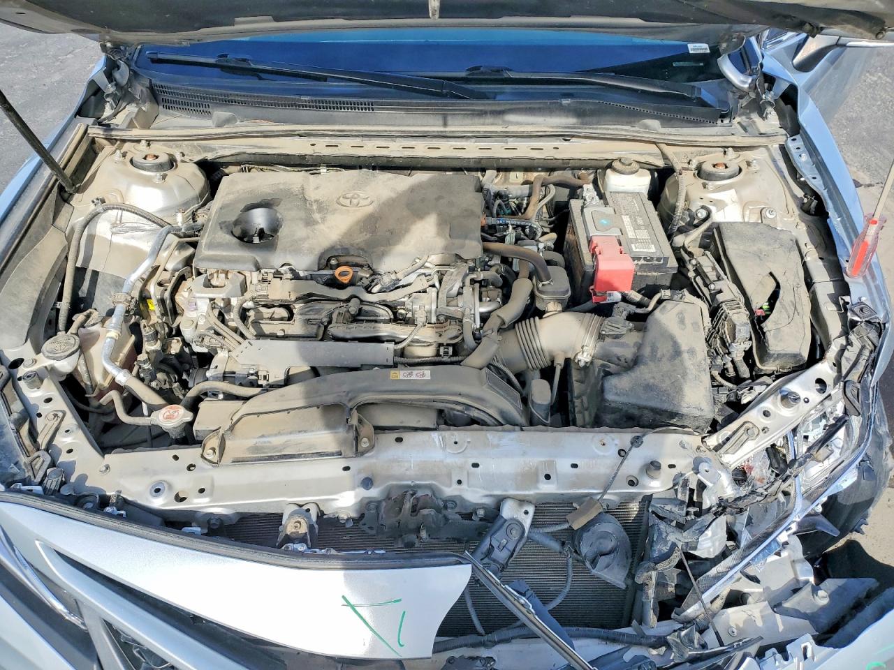 2020 TOYOTA CAMRY SE photo 11