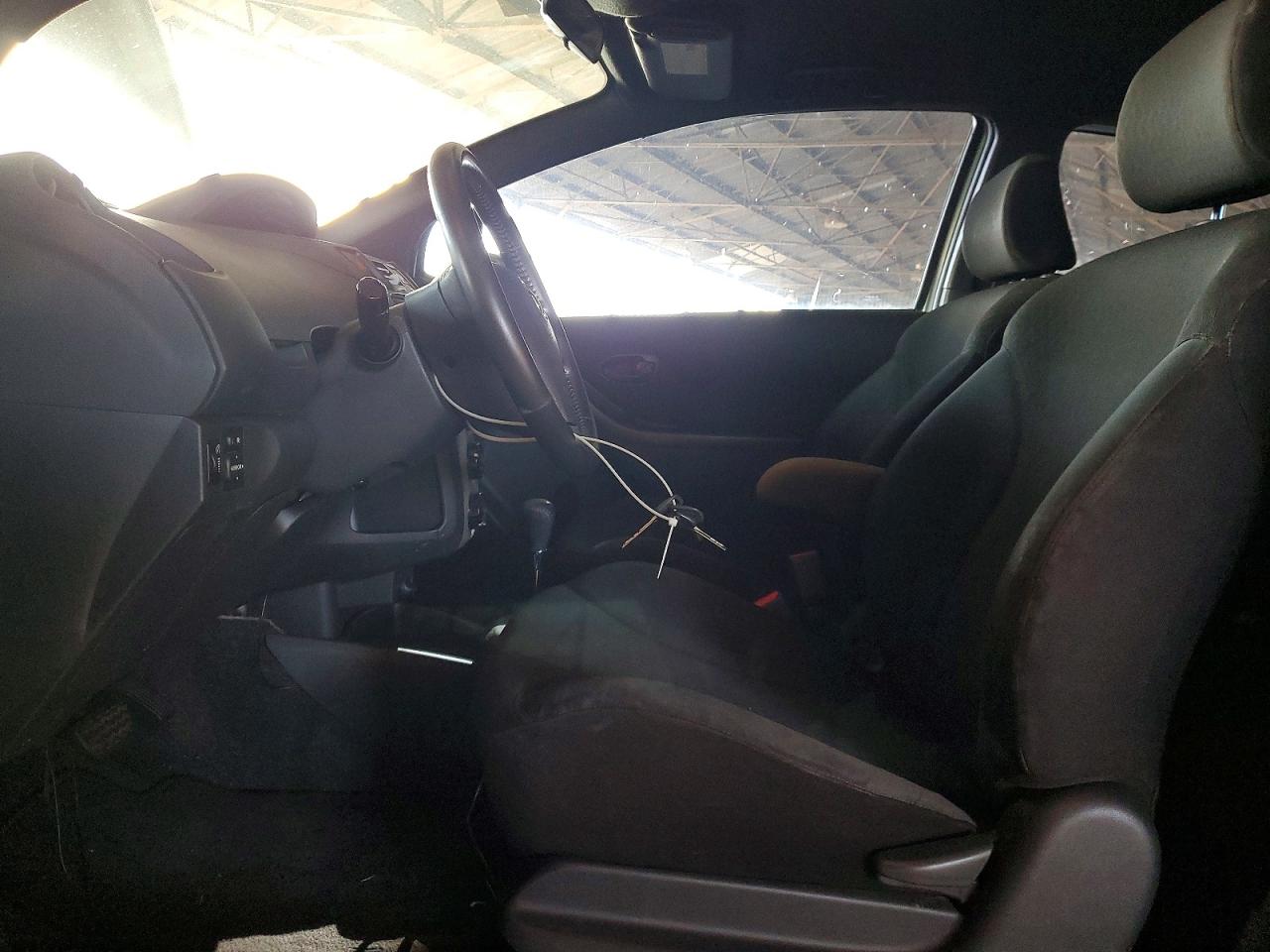 2008 TOYOTA YARIS photo 7