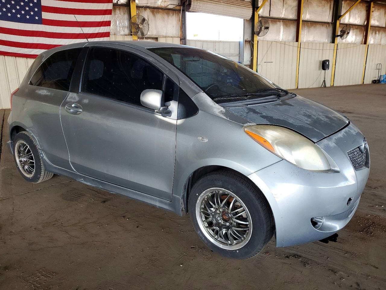 2008 TOYOTA YARIS photo 4