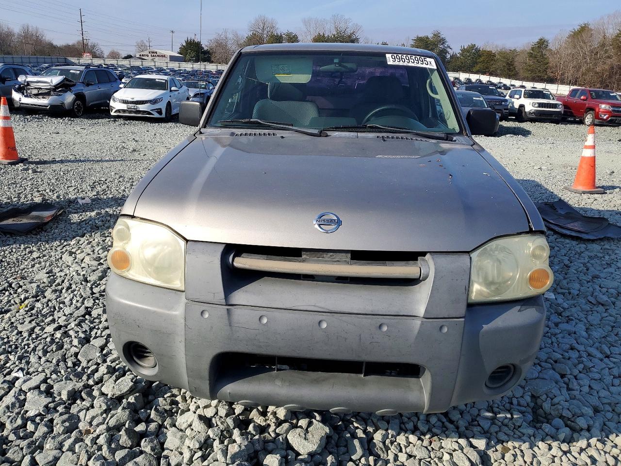 2004 NISSAN FRONTIER KING CAB XE photo 5