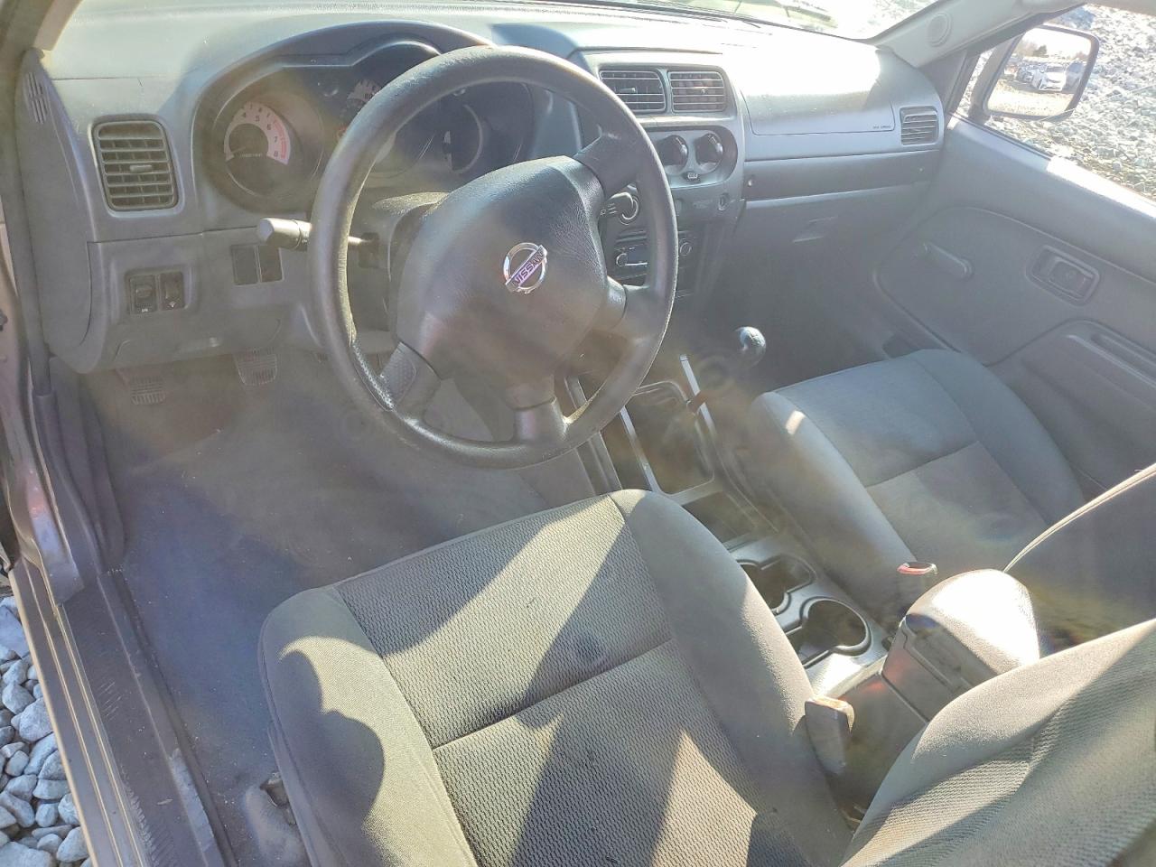 2004 NISSAN FRONTIER KING CAB XE photo 8