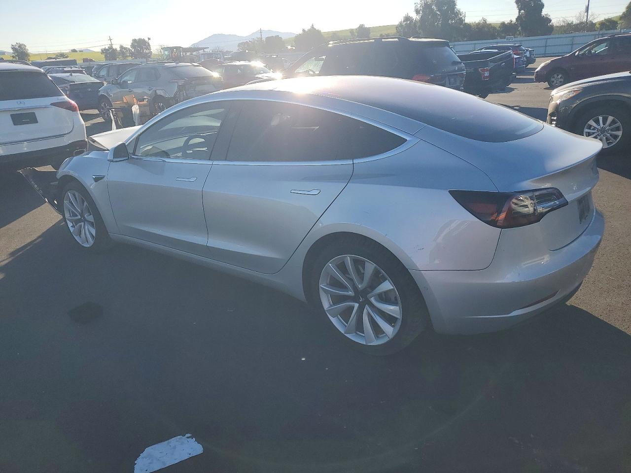 2018 TESLA MODEL 3 photo 2
