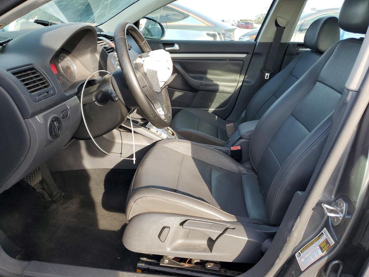 2008 VOLKSWAGEN JETTA SE photo 7
