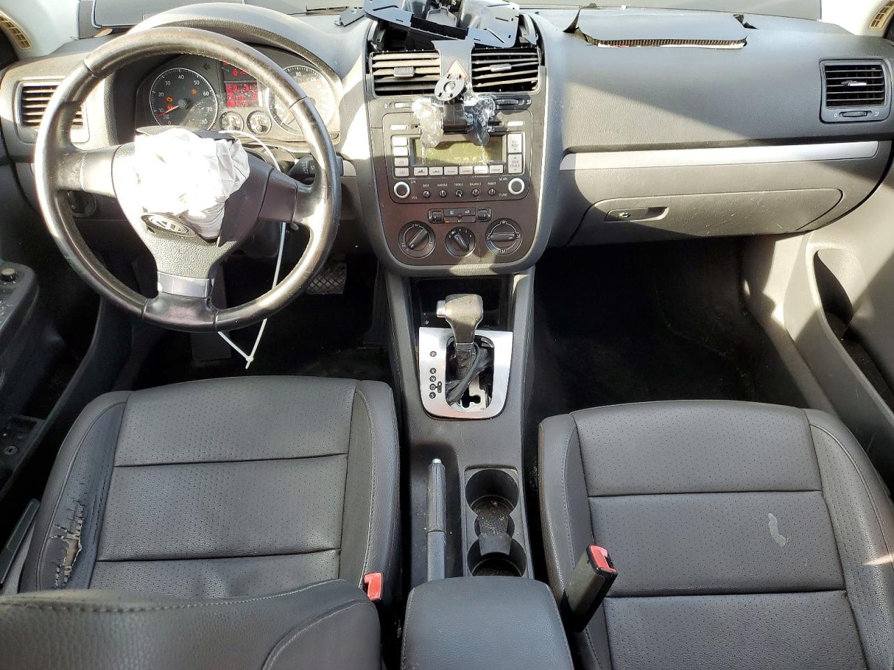 2008 VOLKSWAGEN JETTA SE photo 8