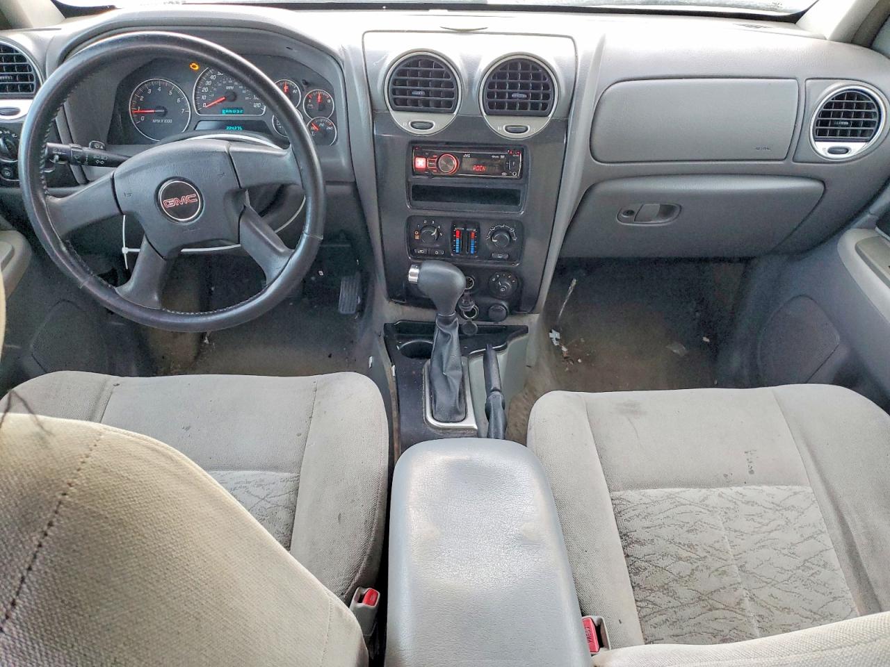 2005 GMC ENVOY photo 8