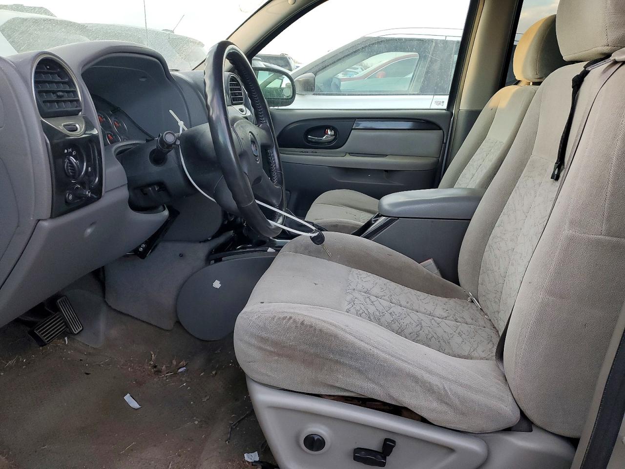 2005 GMC ENVOY photo 7