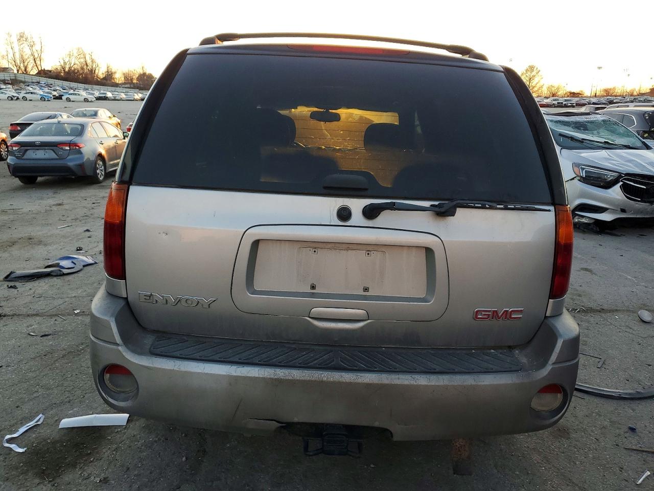 2005 GMC ENVOY photo 6