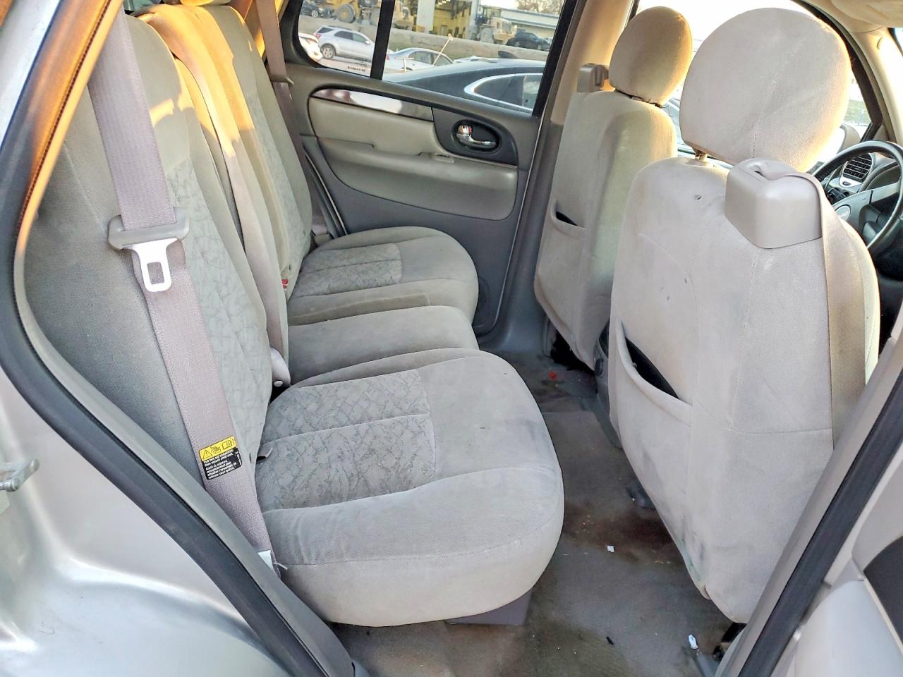 2005 GMC ENVOY photo 11