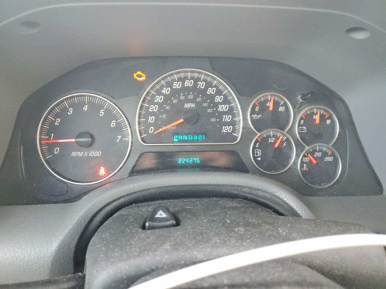 2005 GMC ENVOY photo 9