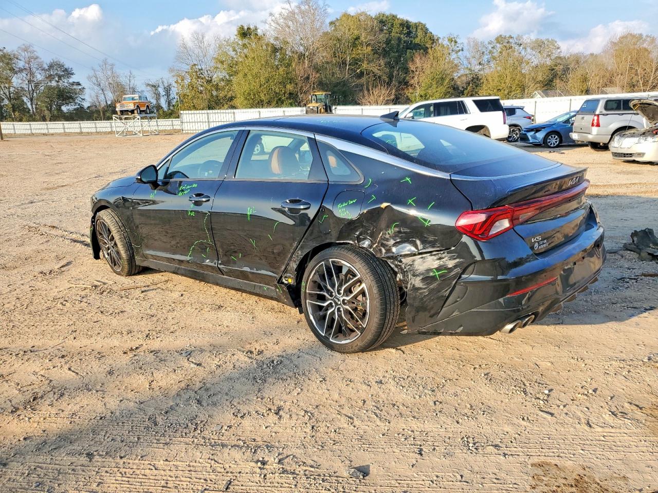 2023 KIA K5 GT photo 2