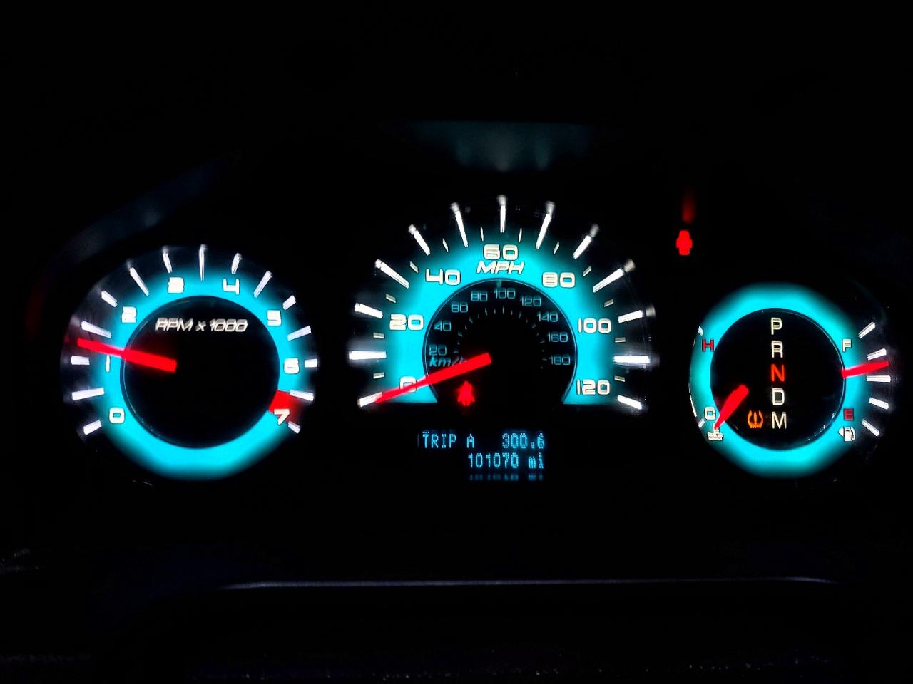2010 FORD FUSION SEL photo 9