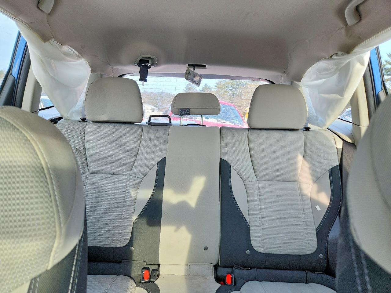 2019 SUBARU FORESTER photo 10