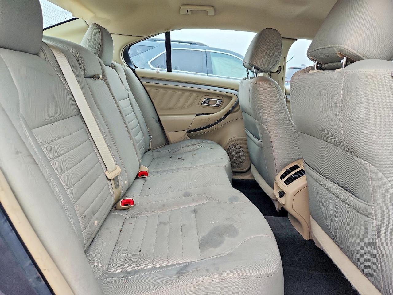 2014 FORD TAURUS SE photo 10