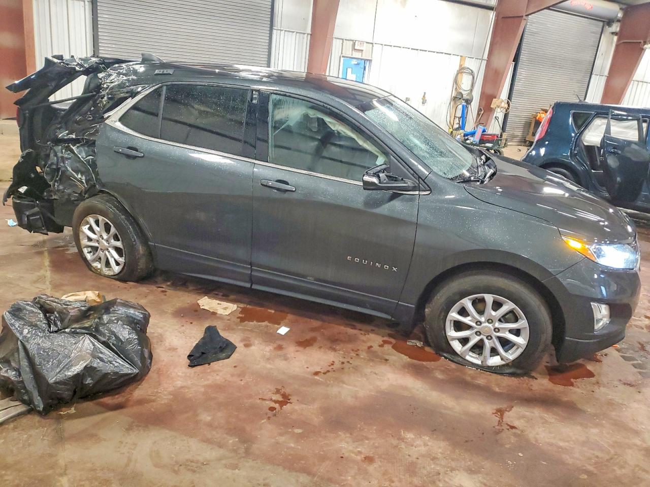2019 CHEVROLET EQUINOX LT photo 4