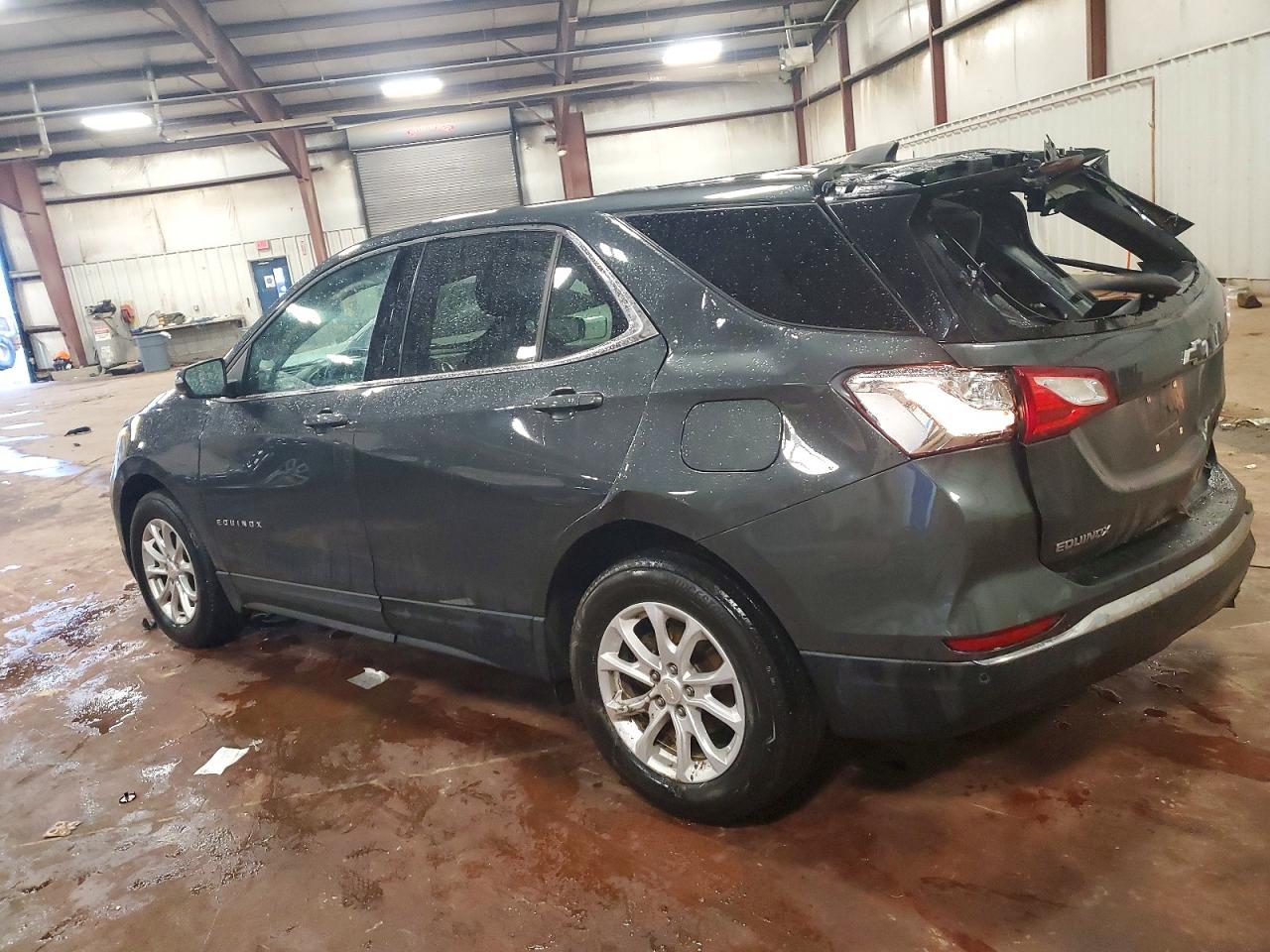 2019 CHEVROLET EQUINOX LT photo 2