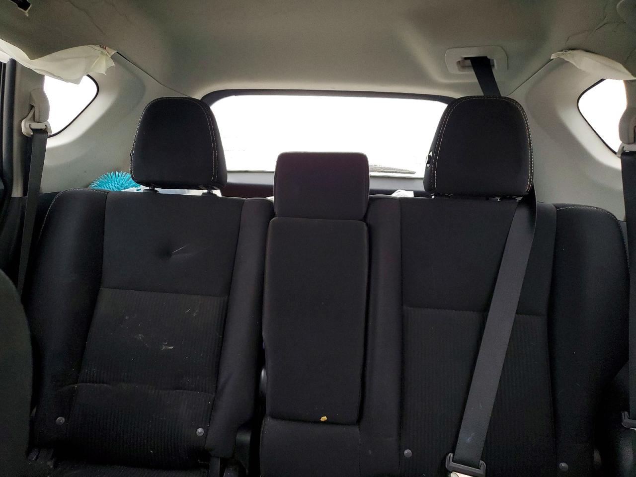 2014 TOYOTA RAV4 XLE photo 28