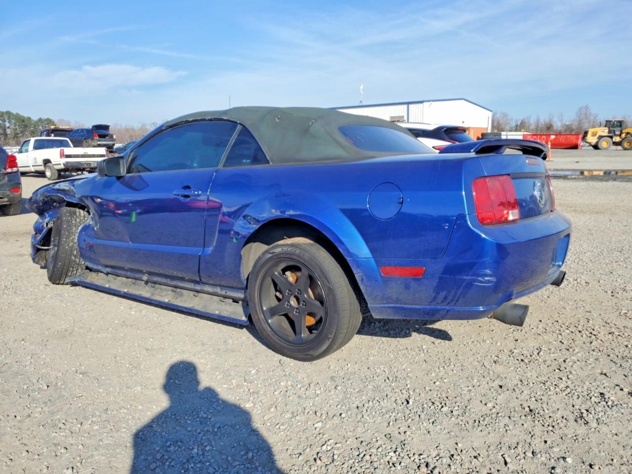 2007 FORD MUSTANG GT photo 2