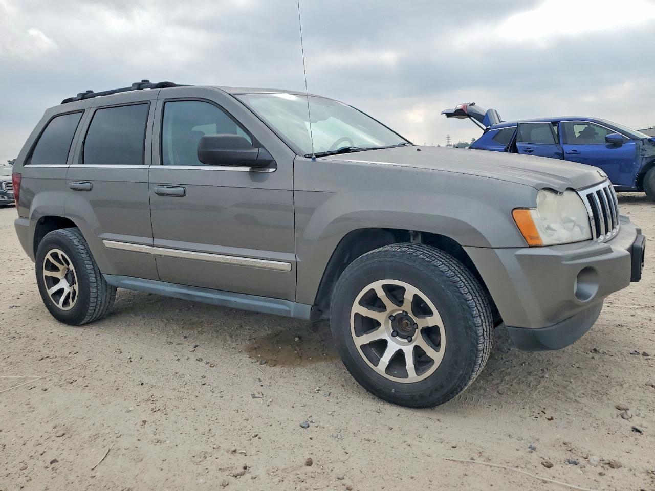 2007 JEEP GRAND CHEROKEE LIMITED photo 4