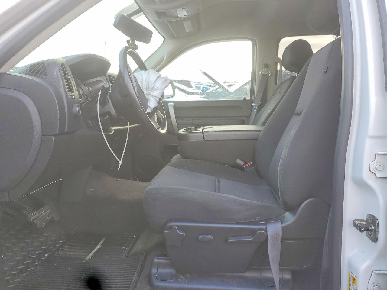 2010 CHEVROLET SILVERADO K1500 LT photo 7