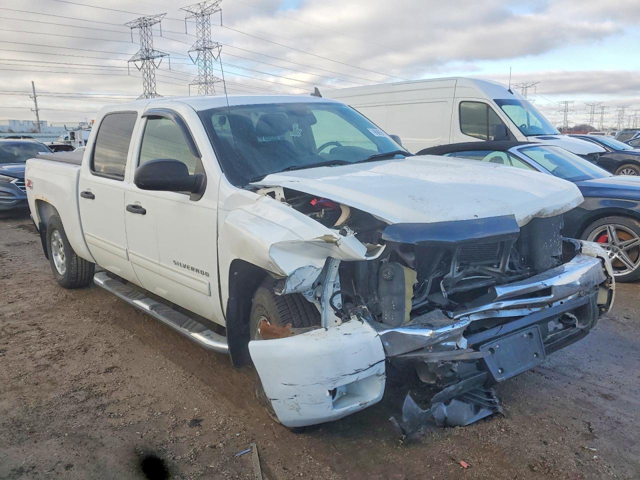 2010 CHEVROLET SILVERADO K1500 LT photo 4