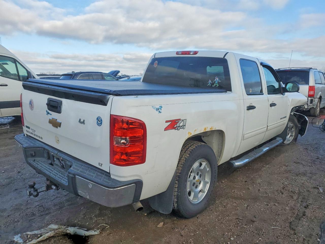 2010 CHEVROLET SILVERADO K1500 LT photo 3