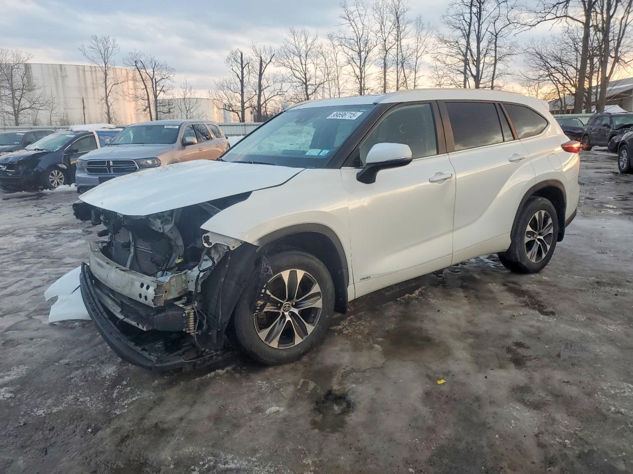2023 TOYOTA HIGHLANDER