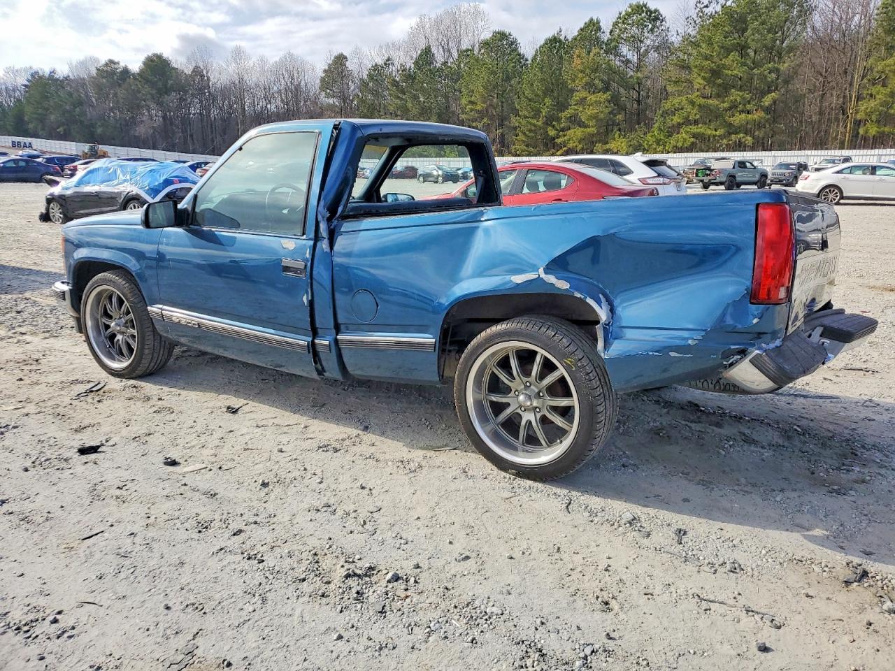 1991 CHEVROLET GMT-400 C1500 photo 2