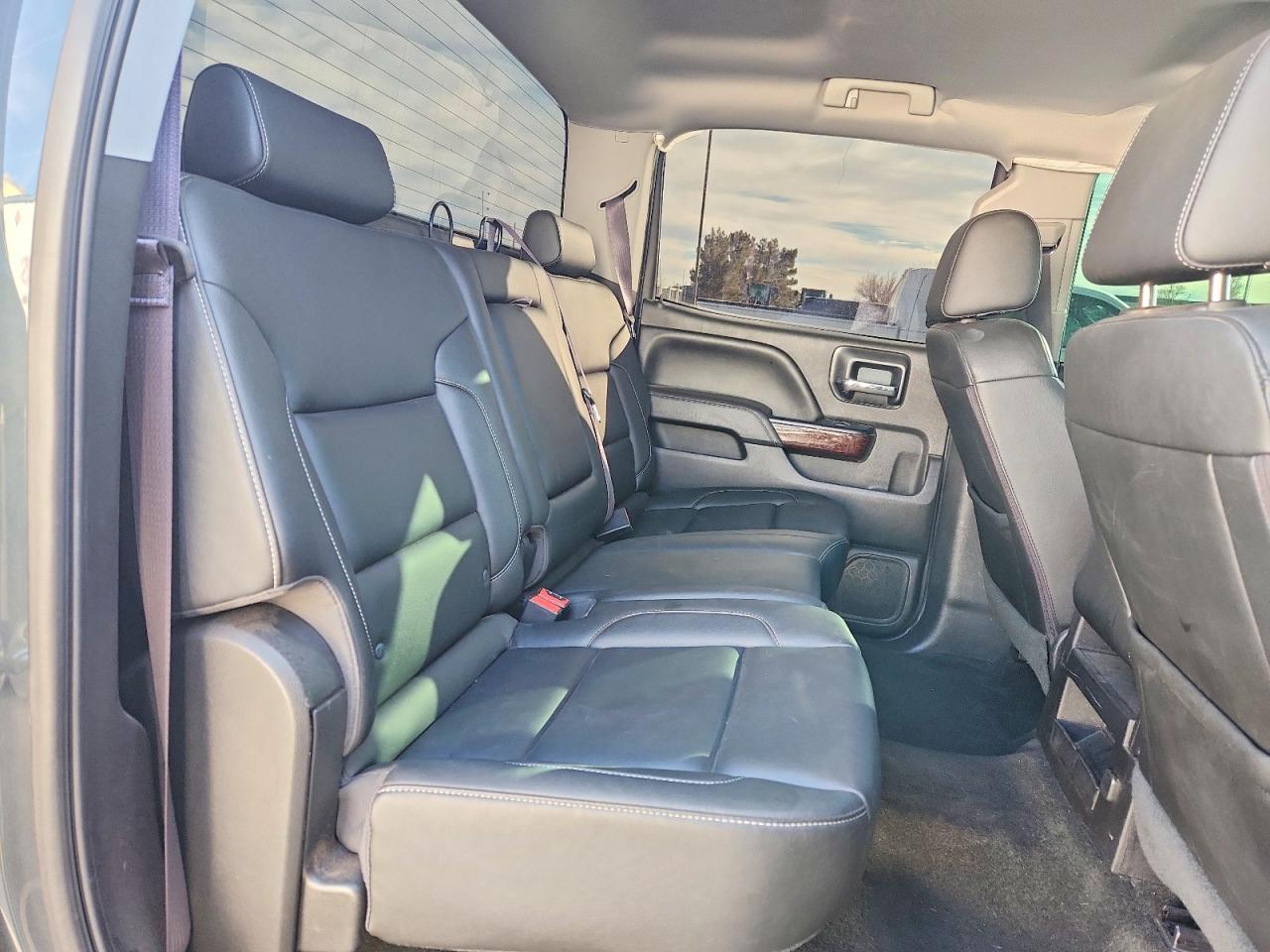 2017 GMC SIERRA K1500 SLT photo 10