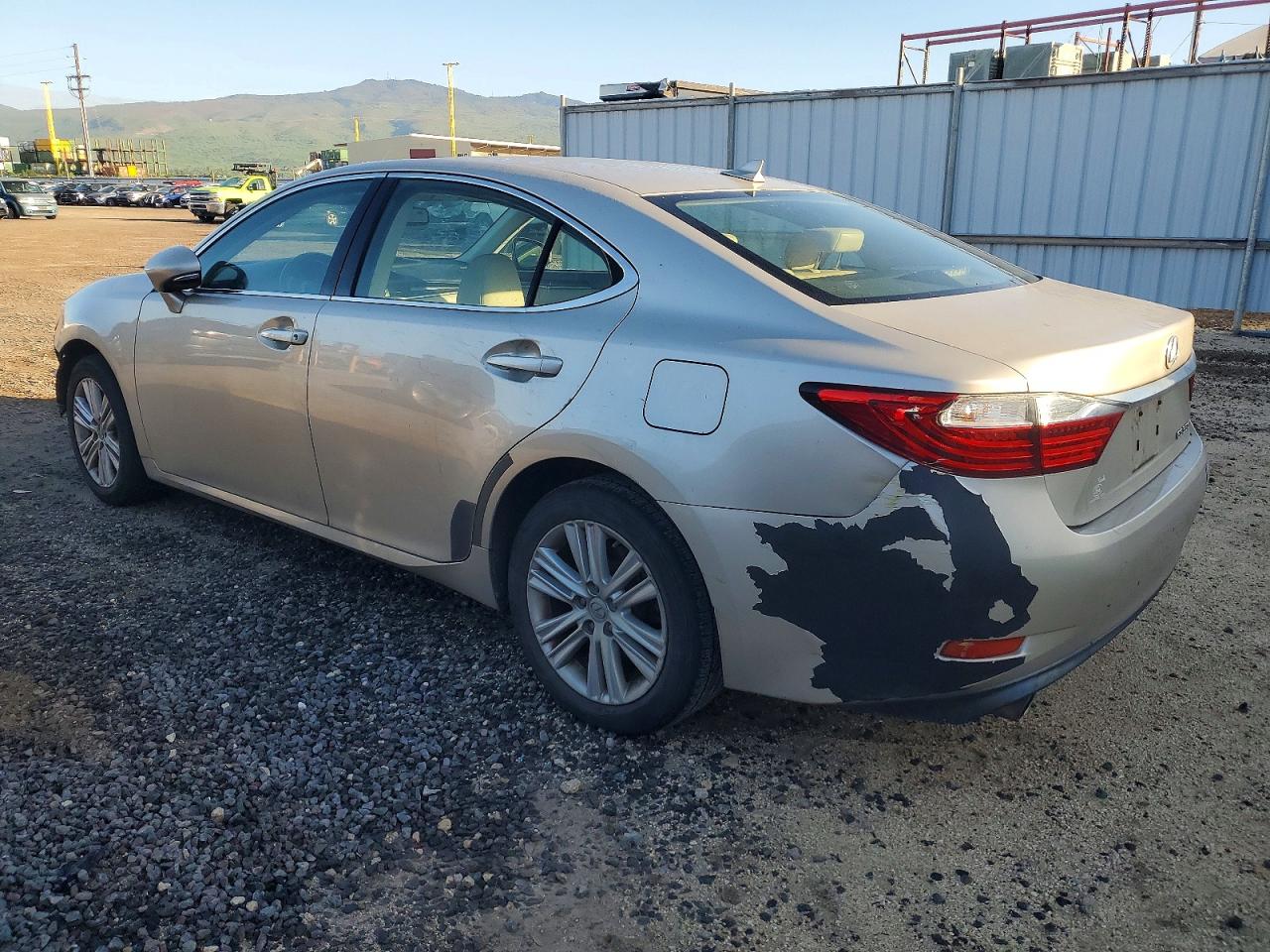 2013 LEXUS ES 350 photo 3