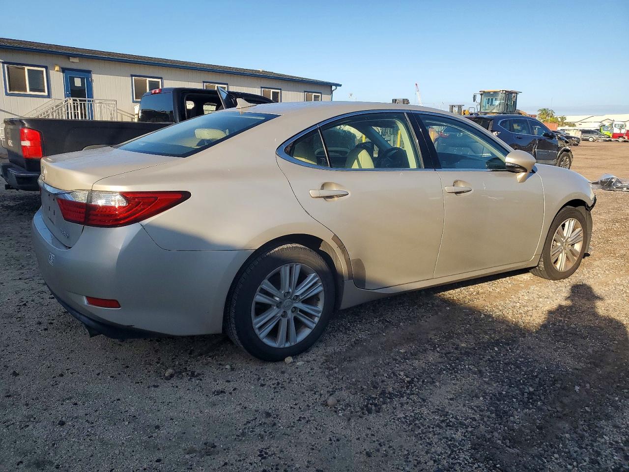 2013 LEXUS ES 350 photo 5