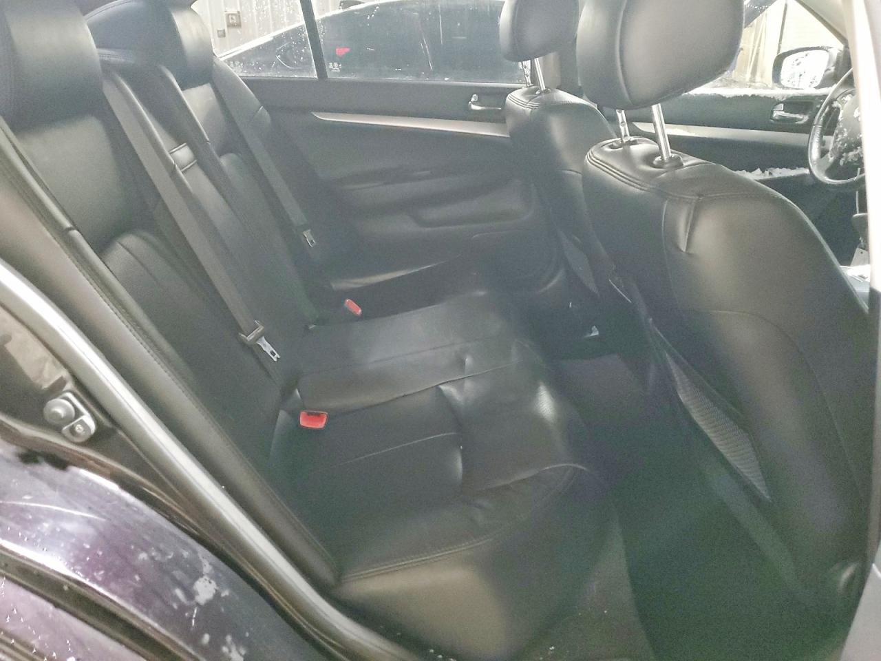 2012 INFINITI G37 BASE photo 10