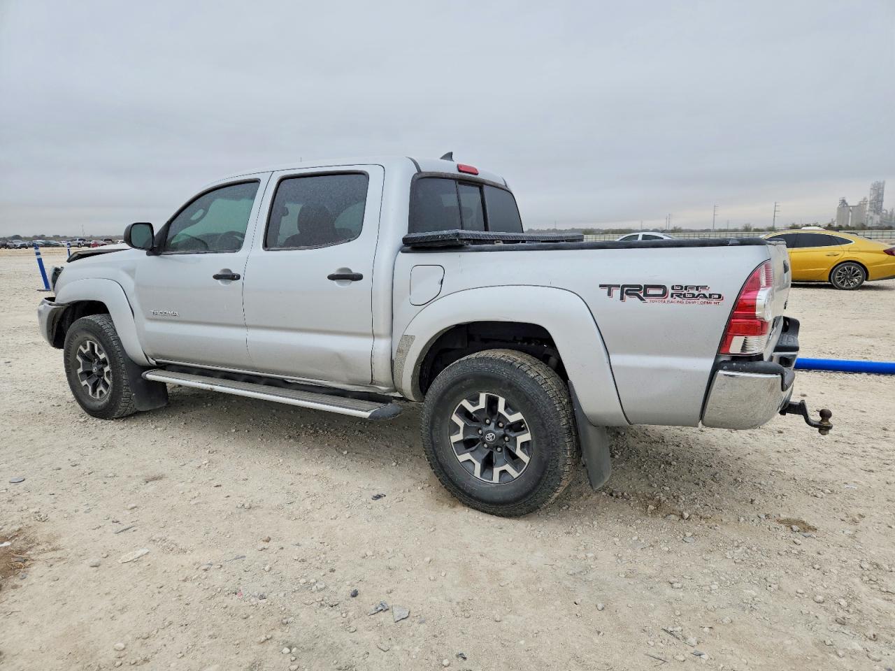 2012 TOYOTA TACOMA DOUBLE CAB PRERUNNER photo 2
