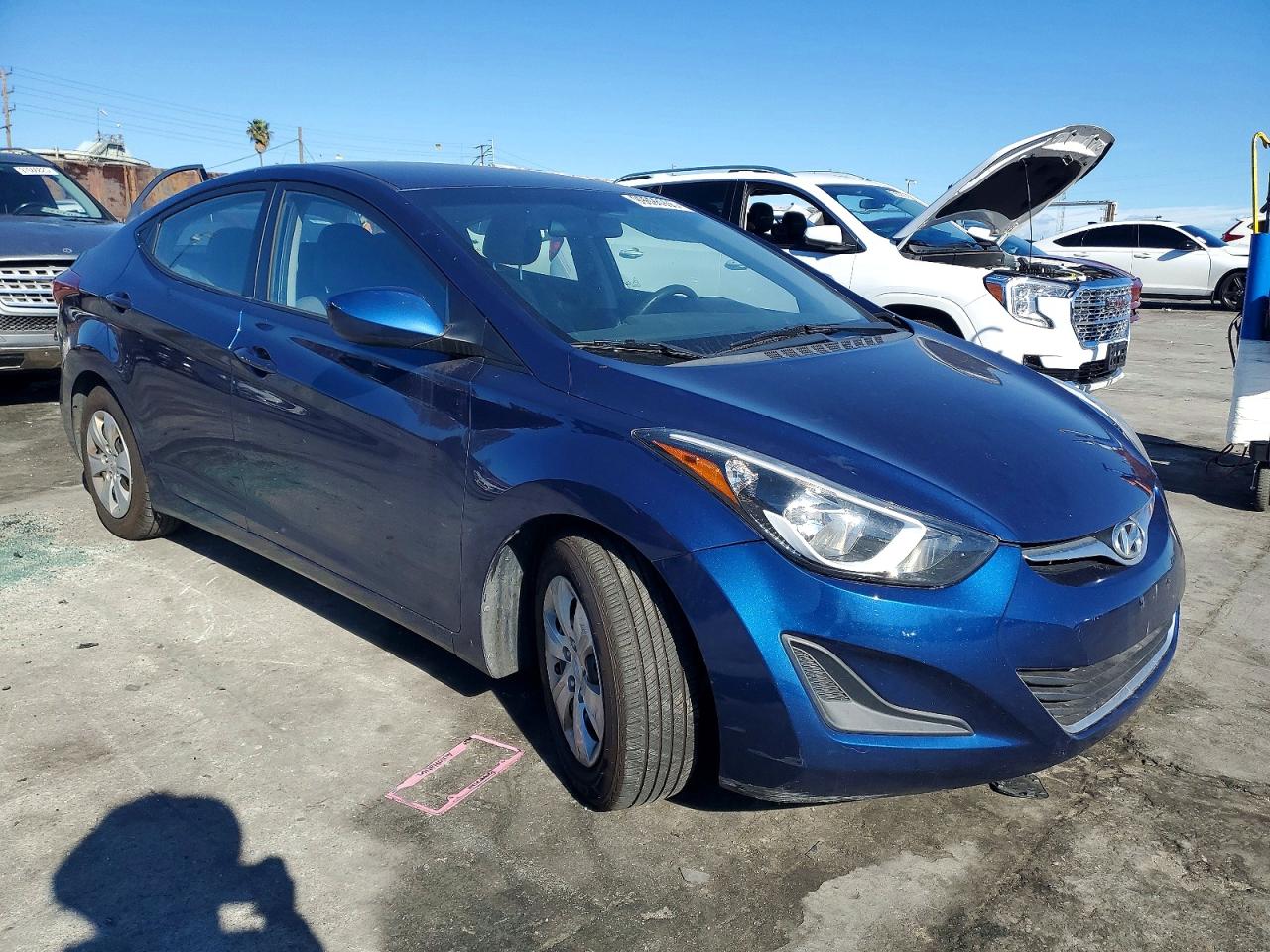 2016 HYUNDAI ELANTRA SE photo 4