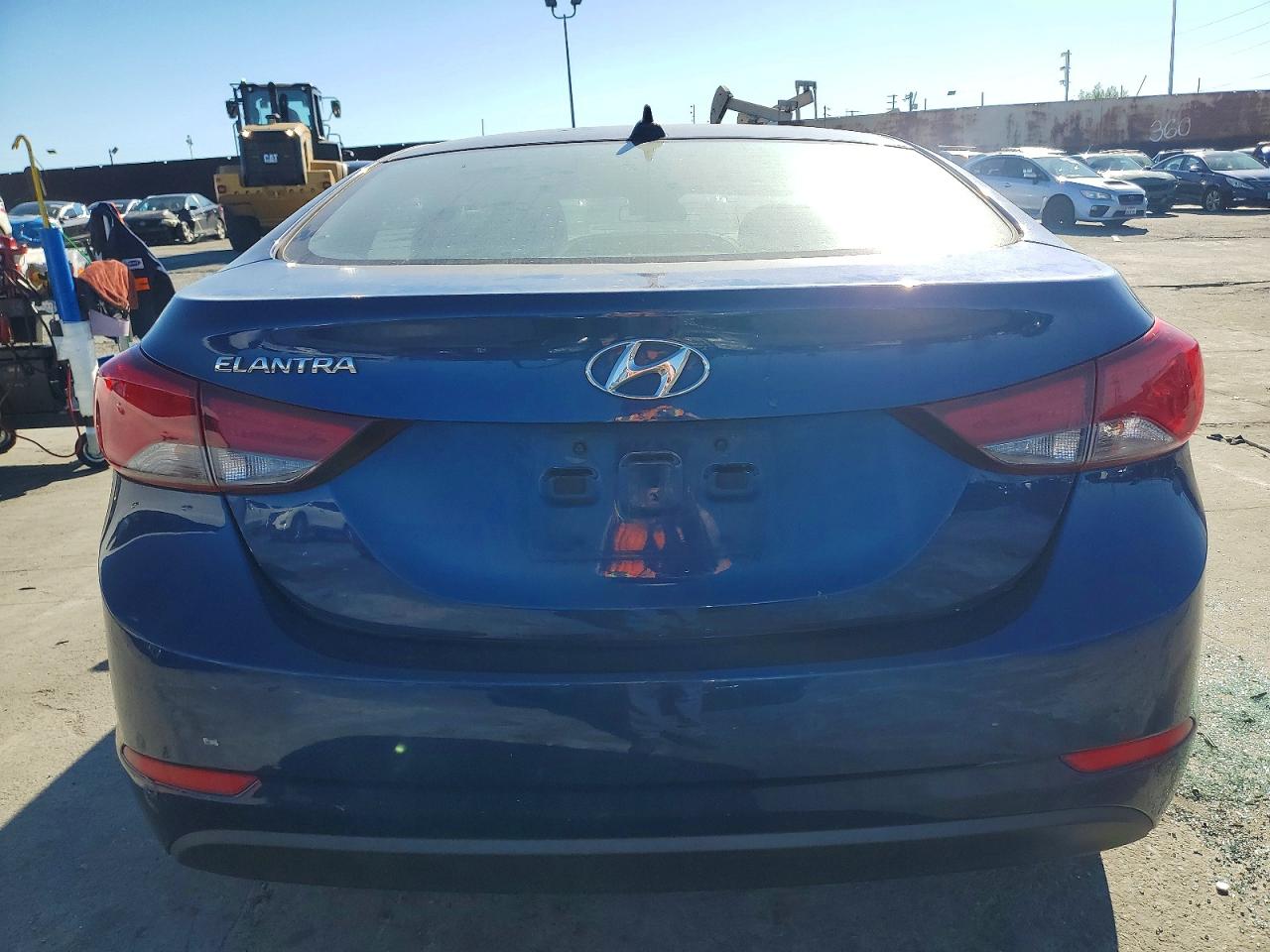 2016 HYUNDAI ELANTRA SE photo 6