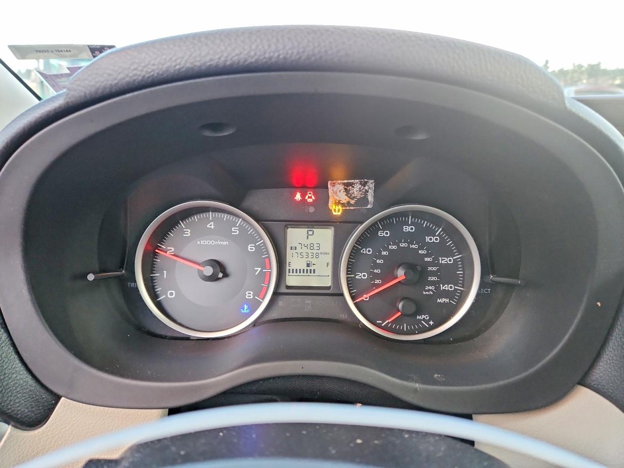 2014 SUBARU XV CROSSTREK 2.0 PREMIUM photo 9