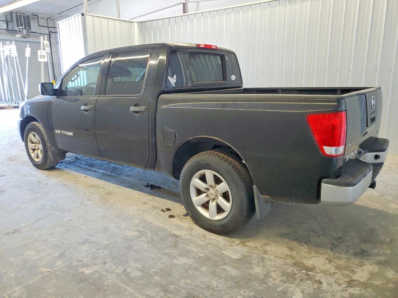 2012 NISSAN TITAN S photo 2