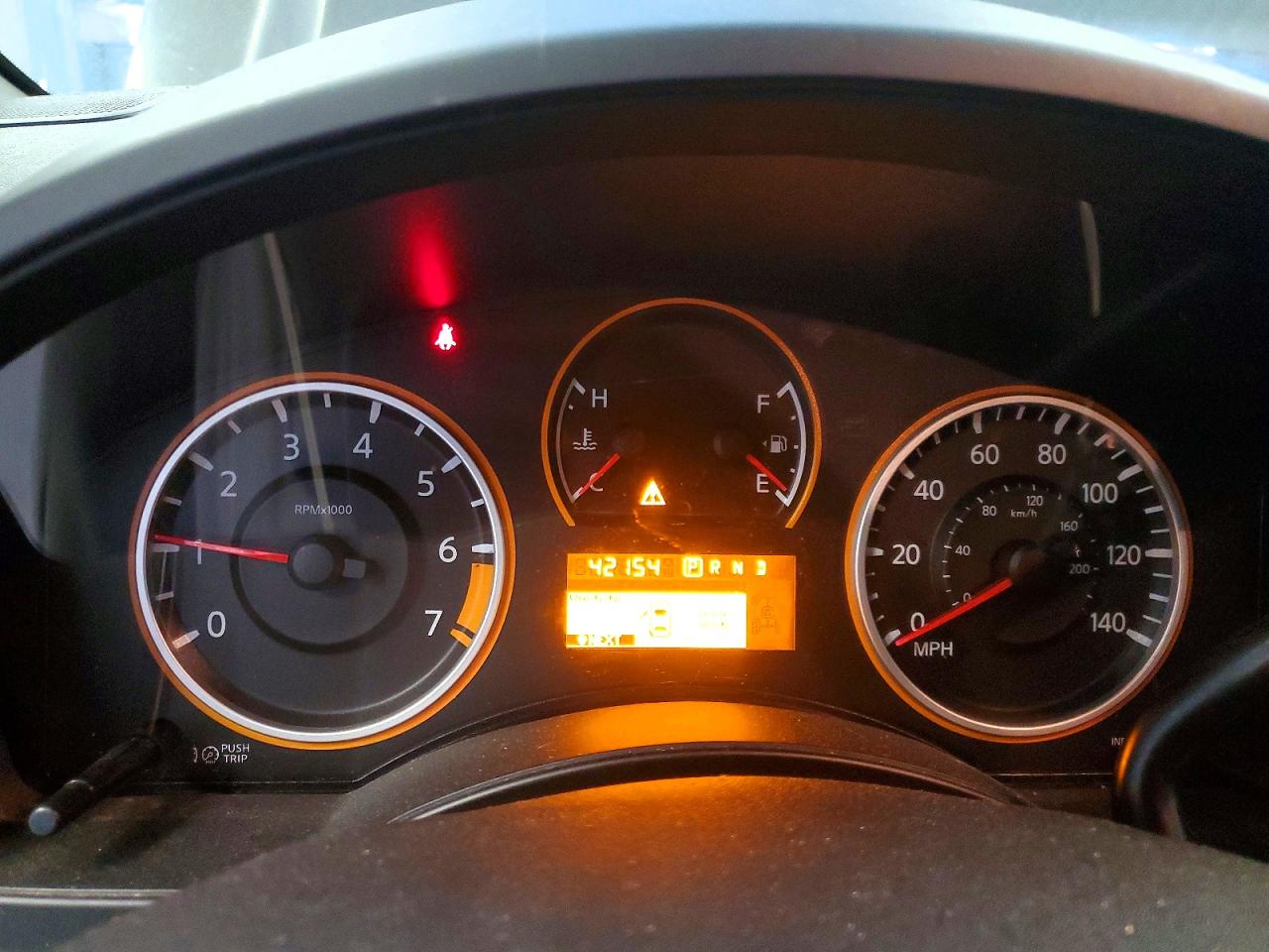2012 NISSAN TITAN S photo 9