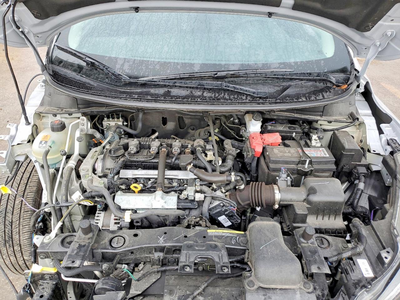 2025 NISSAN VERSA SV photo 11