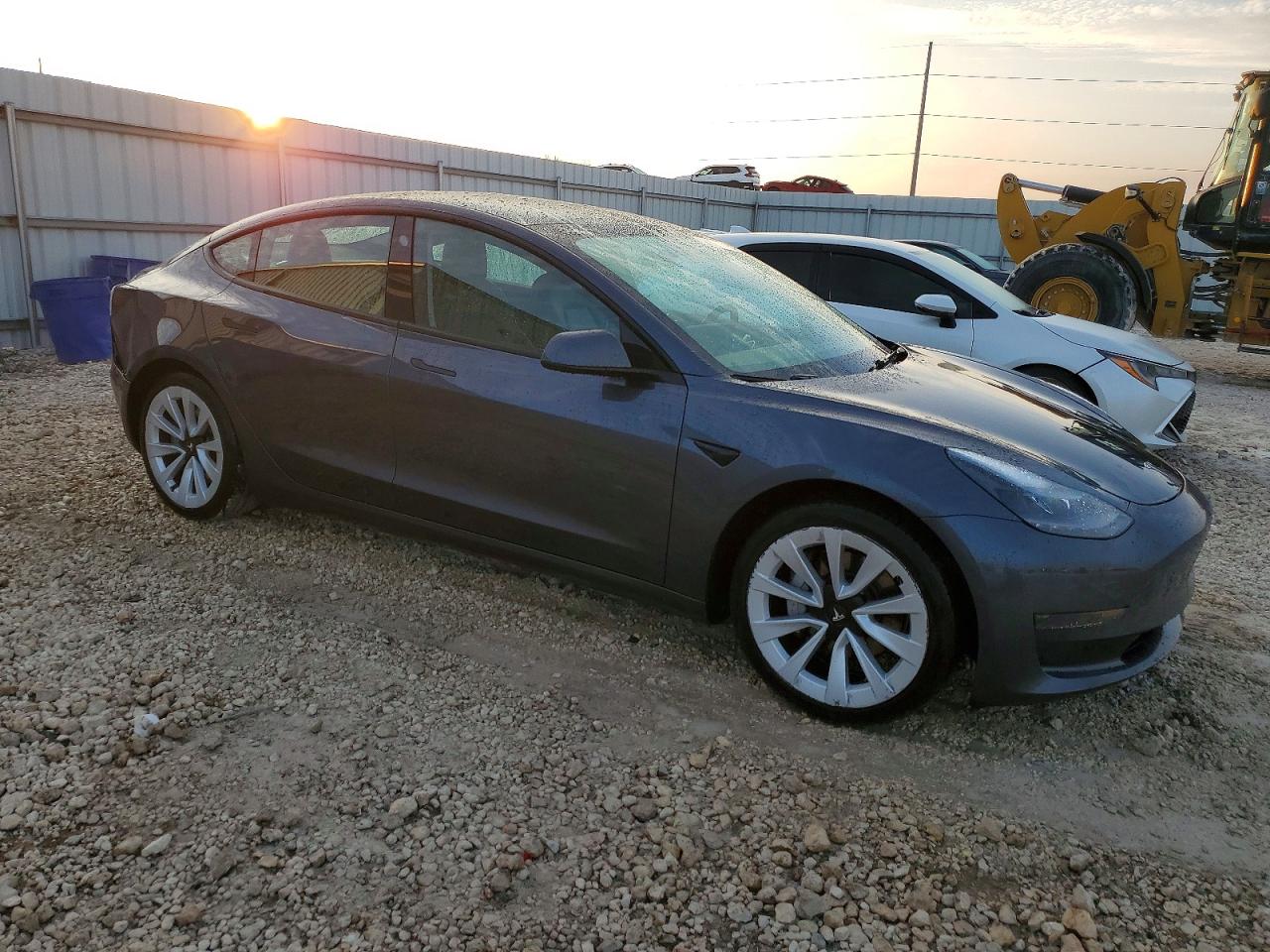 2022 TESLA MODEL 3 photo 4