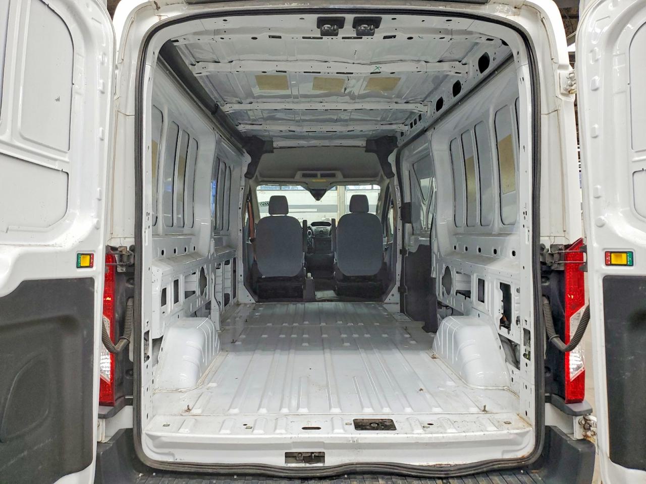 2017 FORD TRANSIT T-250 DELIVERY VAN photo 10