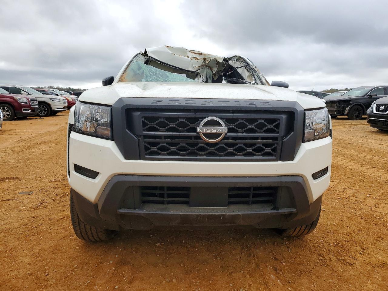 2024 NISSAN FRONTIER S photo 5