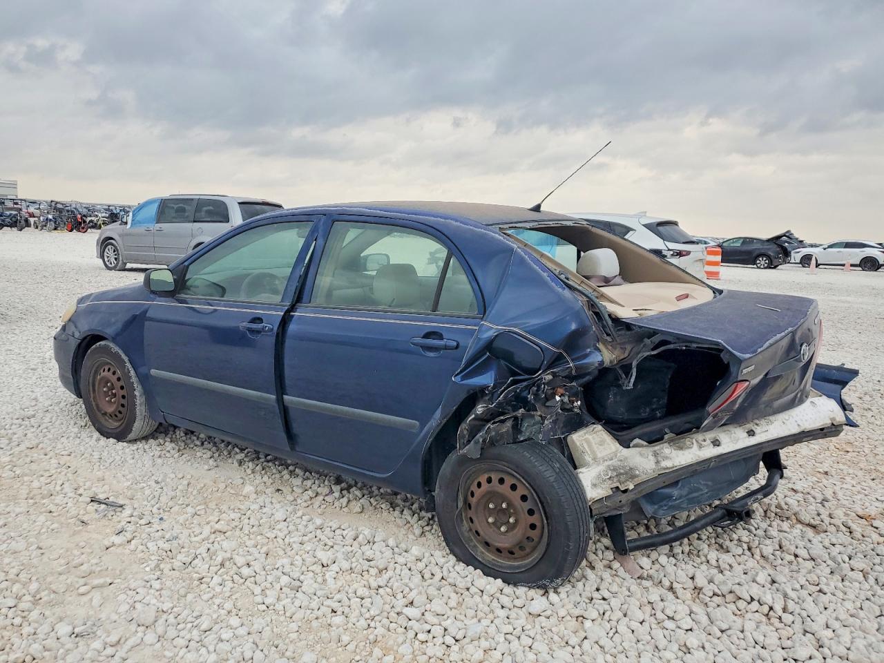 2006 TOYOTA COROLLA CE photo 2