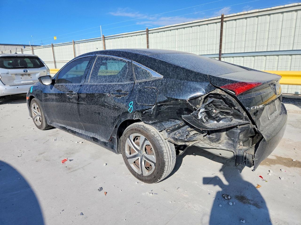 2016 HONDA CIVIC LX photo 2