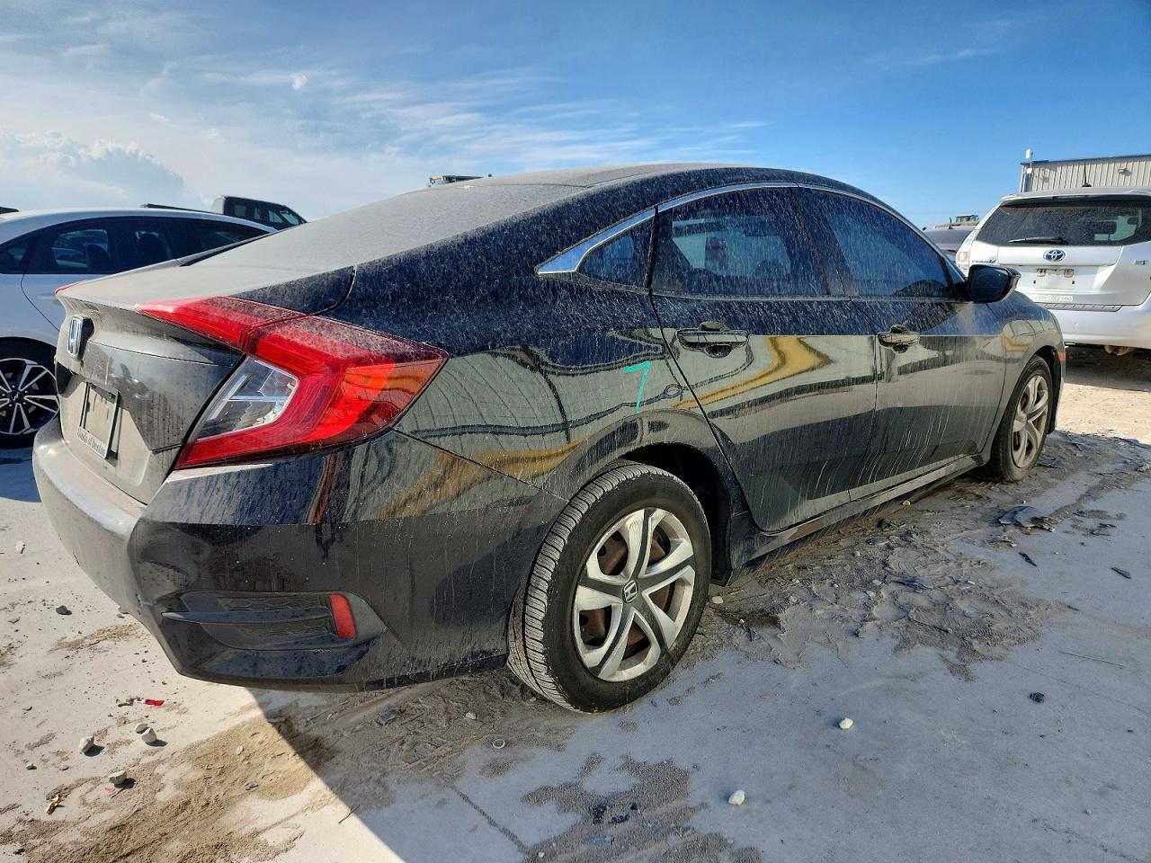 2016 HONDA CIVIC LX photo 3